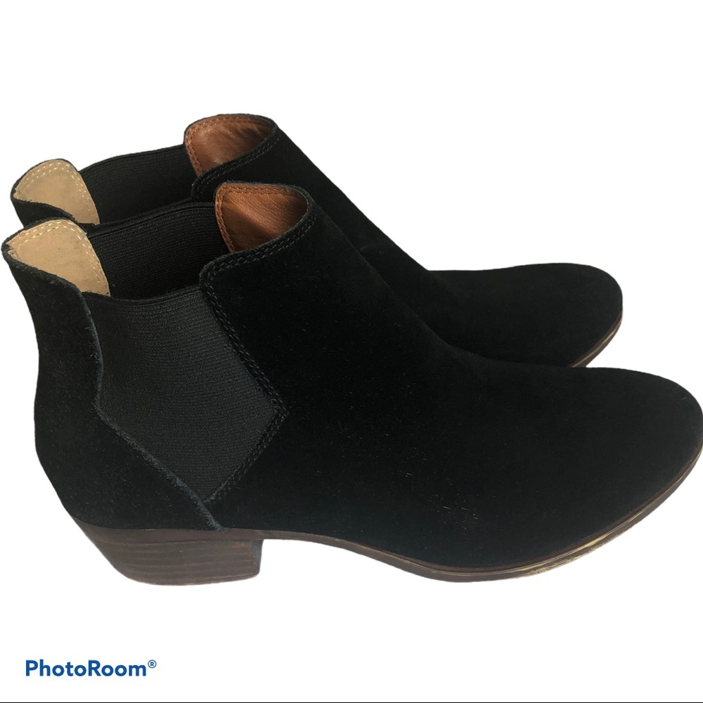 LUCKY BRAND BELLAMY BLACK SUEDE BOOTIES 9.5M